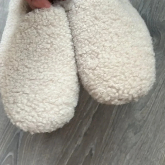 NWOT JCREW SHERPA FLATS - Picture 7 of 8